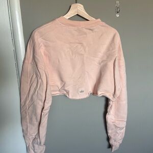 Alo Light Pink Cropped Crew Neck